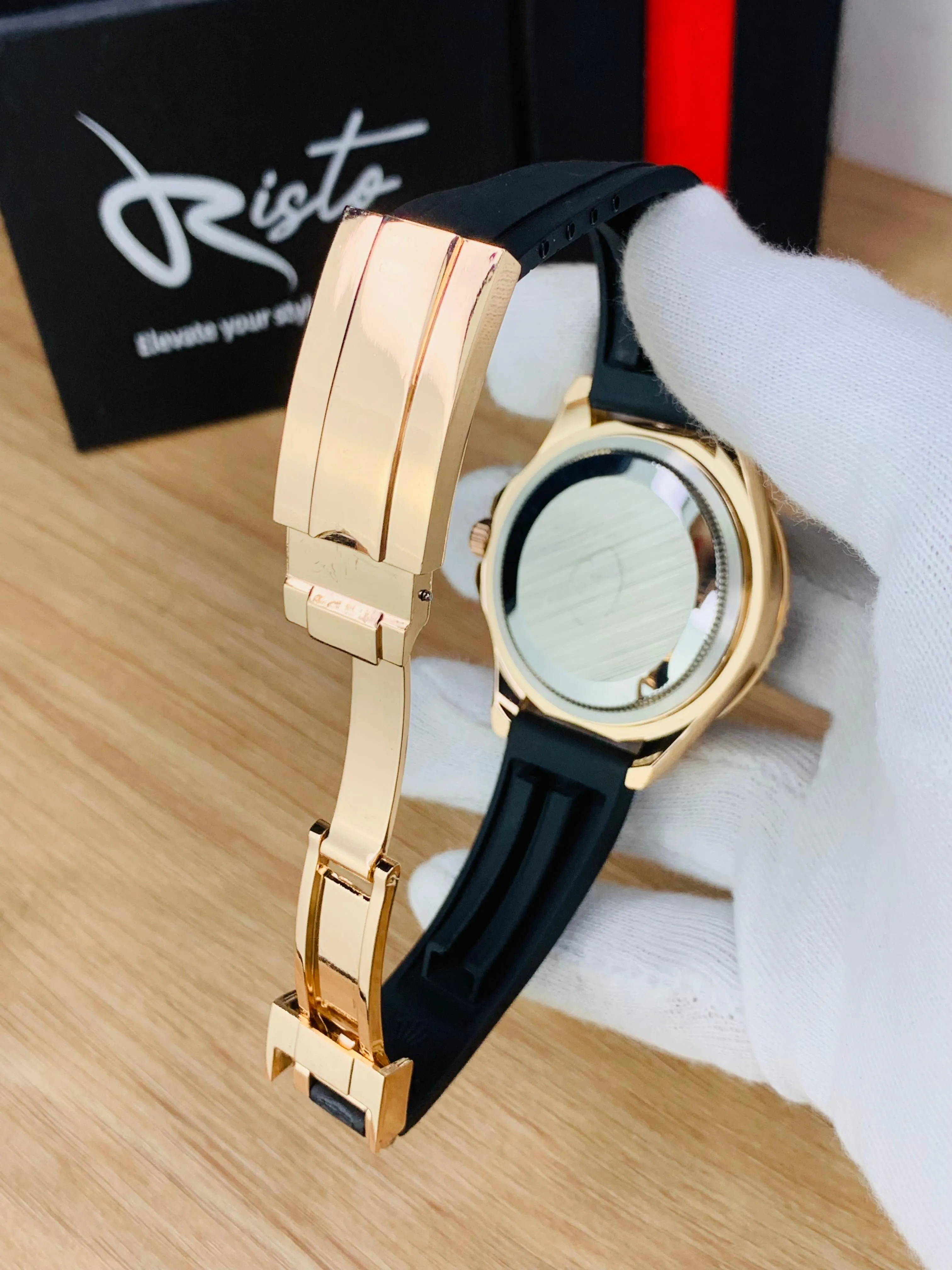 ( Golden ) Rolex Stylish Watch For Men Adjustable Rubber Strap | Heavy Master Lock | Steel Buzzle Working | ( With Normal Box )