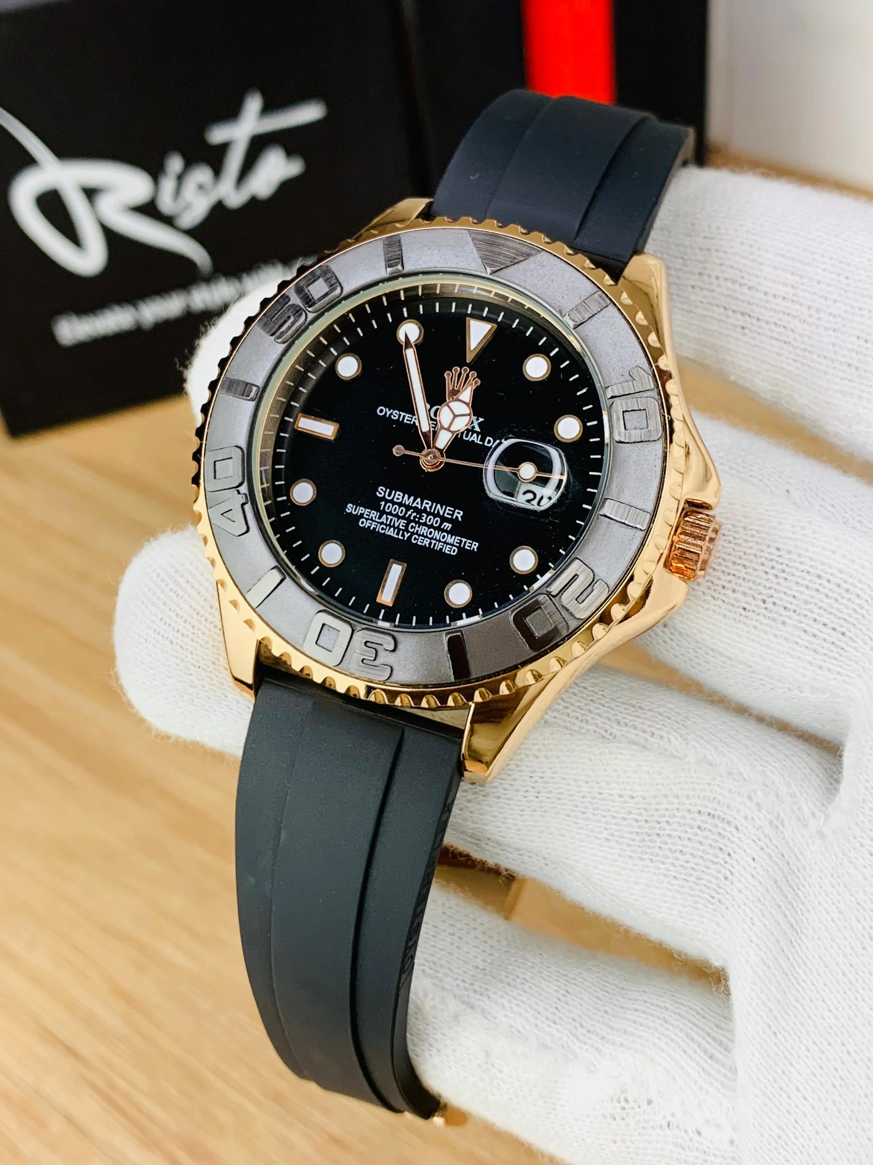 ( Golden ) Rolex Stylish Watch For Men Adjustable Rubber Strap | Heavy Master Lock | Steel Buzzle Working | ( With Normal Box )