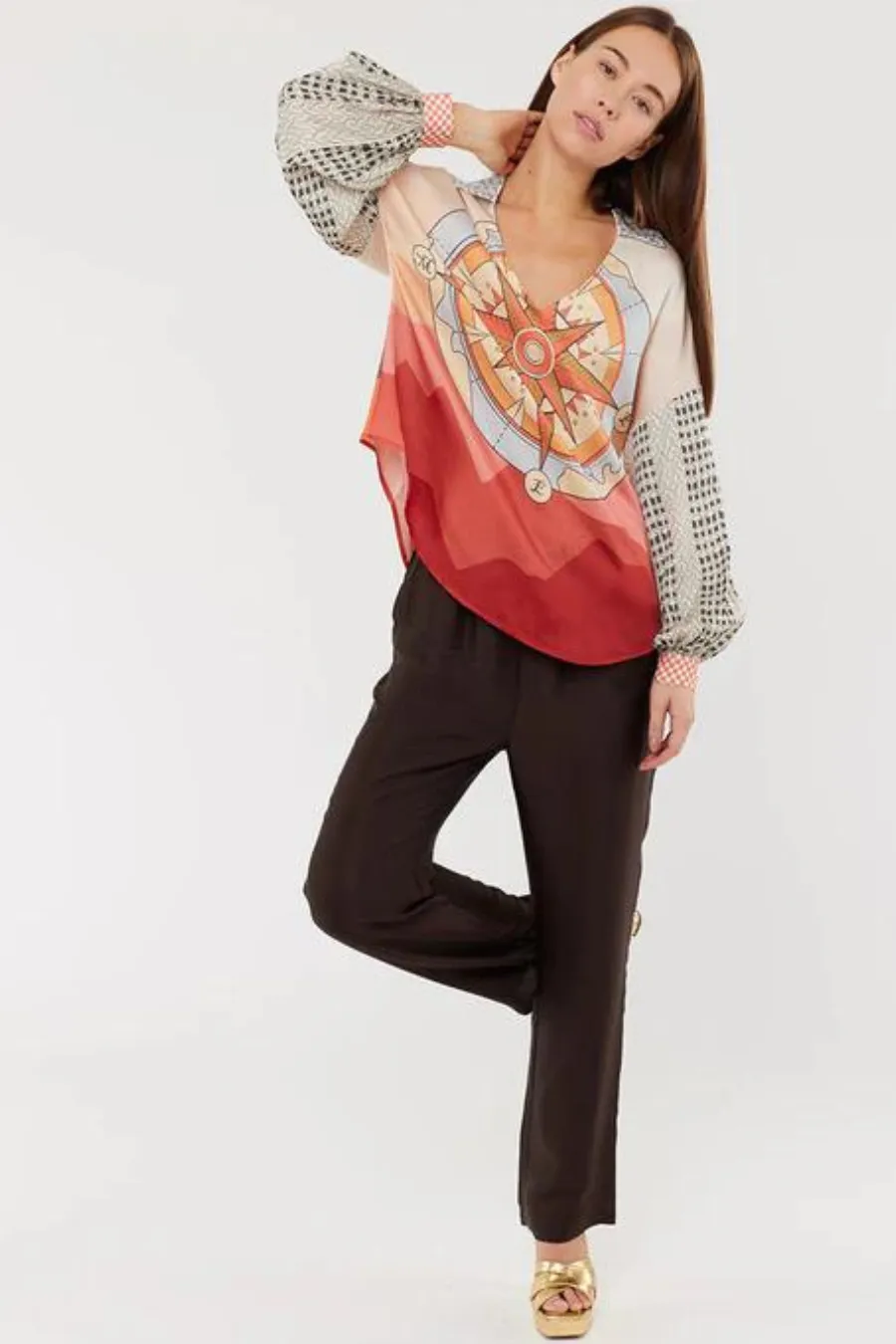 Anna V-Collar Blouse Chocolate