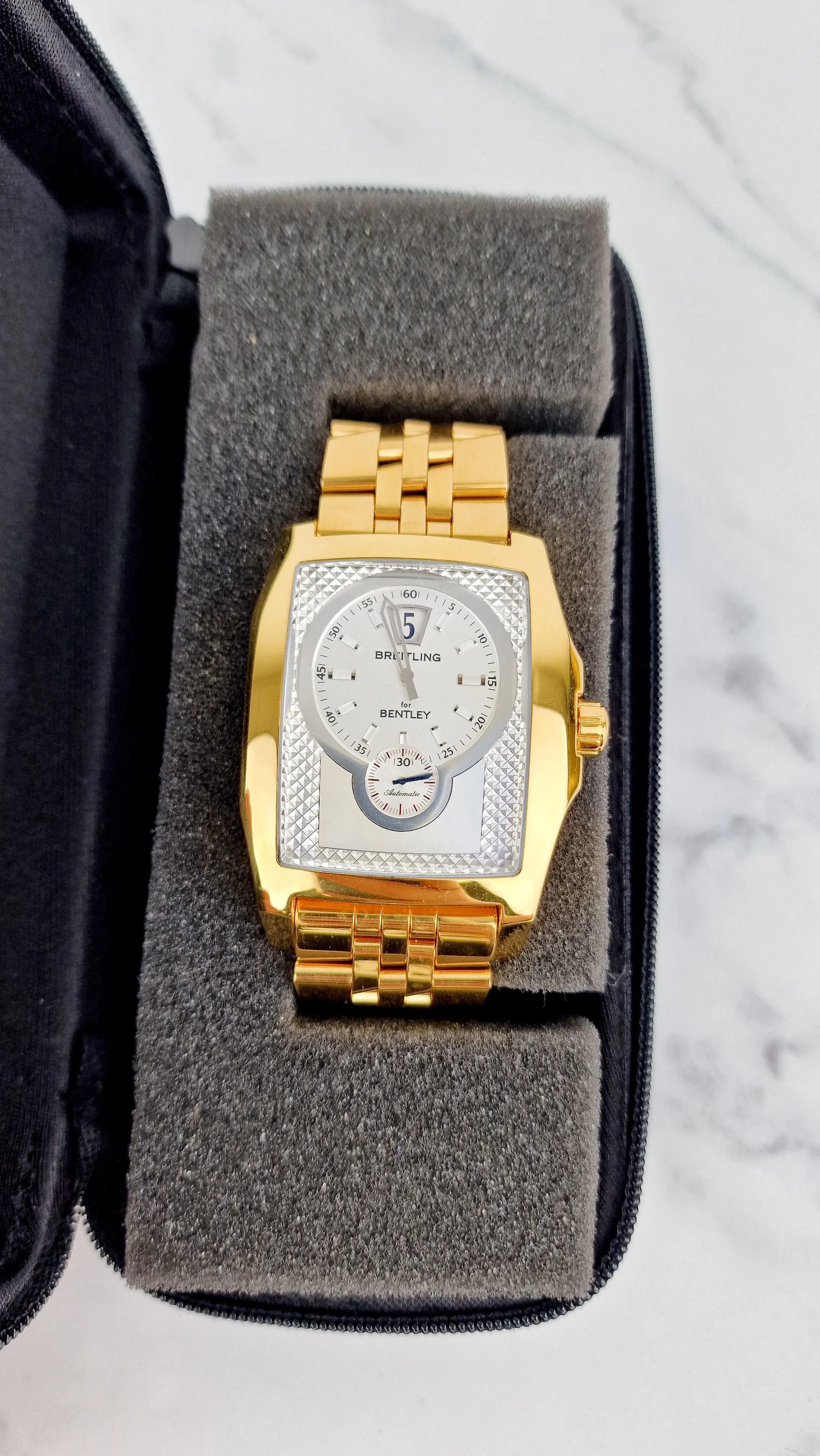 Breitling For Bentley Flying B Jump Hour 18K Yellow Gold 40mm A28362 RARE Mens Watch 1 of 1