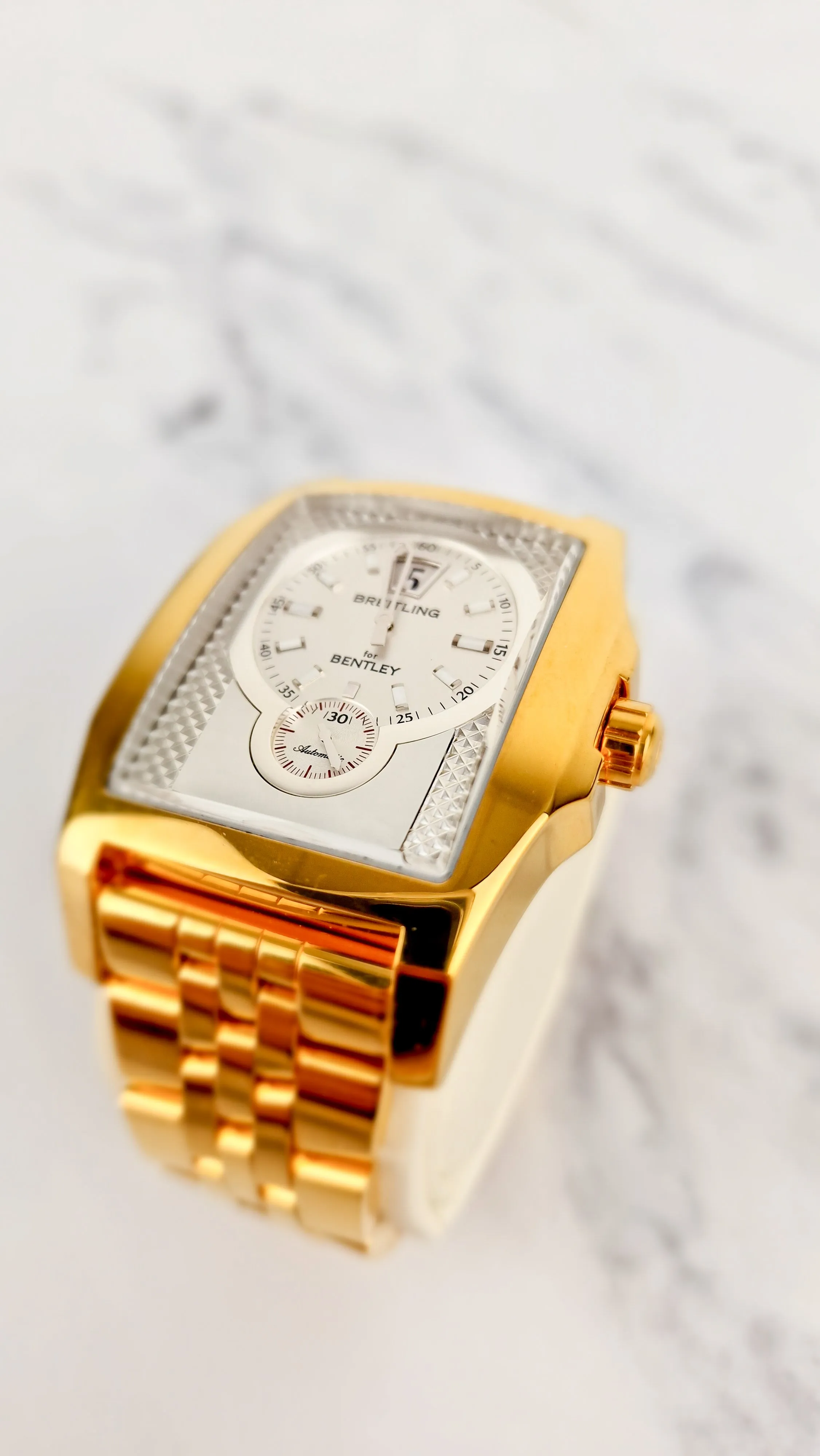 Breitling For Bentley Flying B Jump Hour 18K Yellow Gold 40mm A28362 RARE Mens Watch 1 of 1