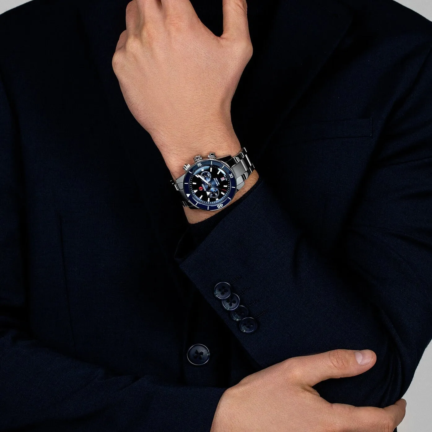 Captain Cook Men Analog Stainless Steel Automatic Watch R32145208