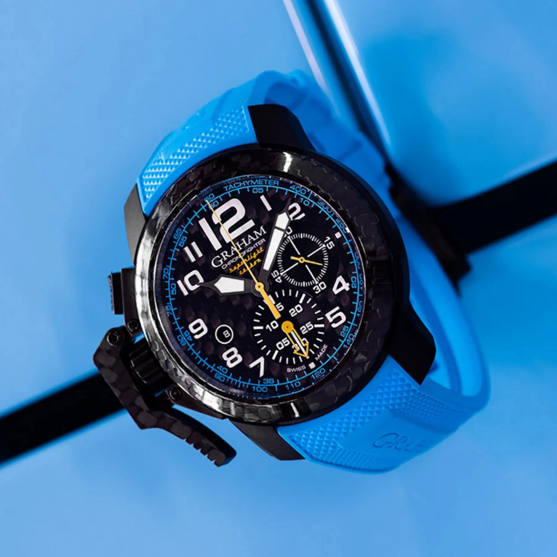 GRAHAM-CHRONOFIGHTER SUPERLIGHT CARBON (BLUE) 2CCBK.B30A