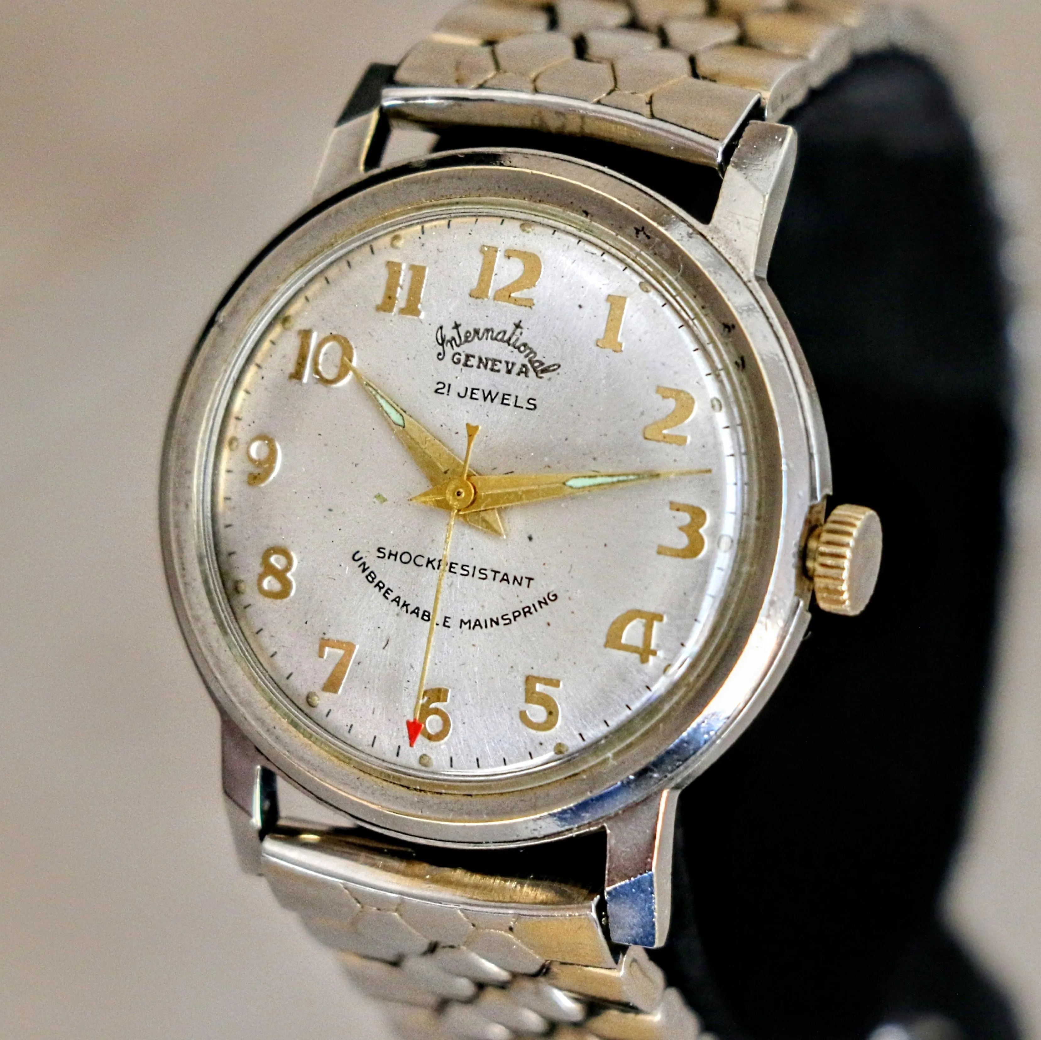 INTERNATIONAL GENEVA Wristwatch 21 Jewels Cal. Lorsa P72 1960s Watch