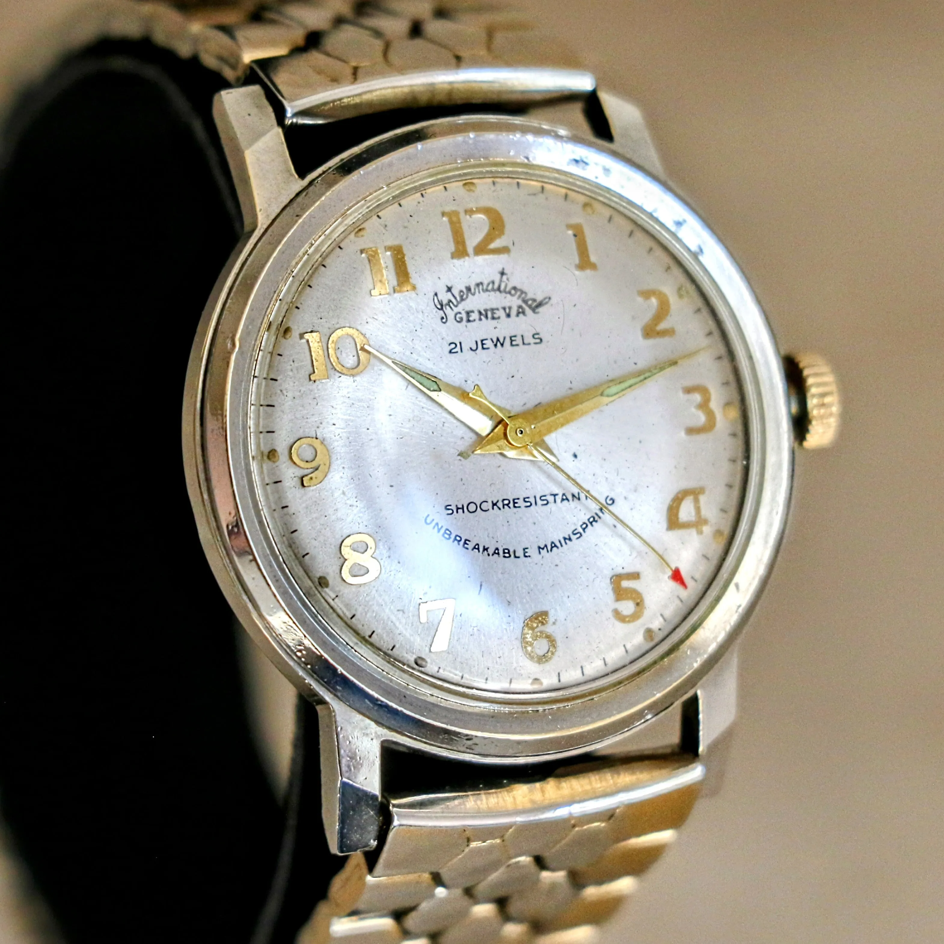 INTERNATIONAL GENEVA Wristwatch 21 Jewels Cal. Lorsa P72 1960s Watch