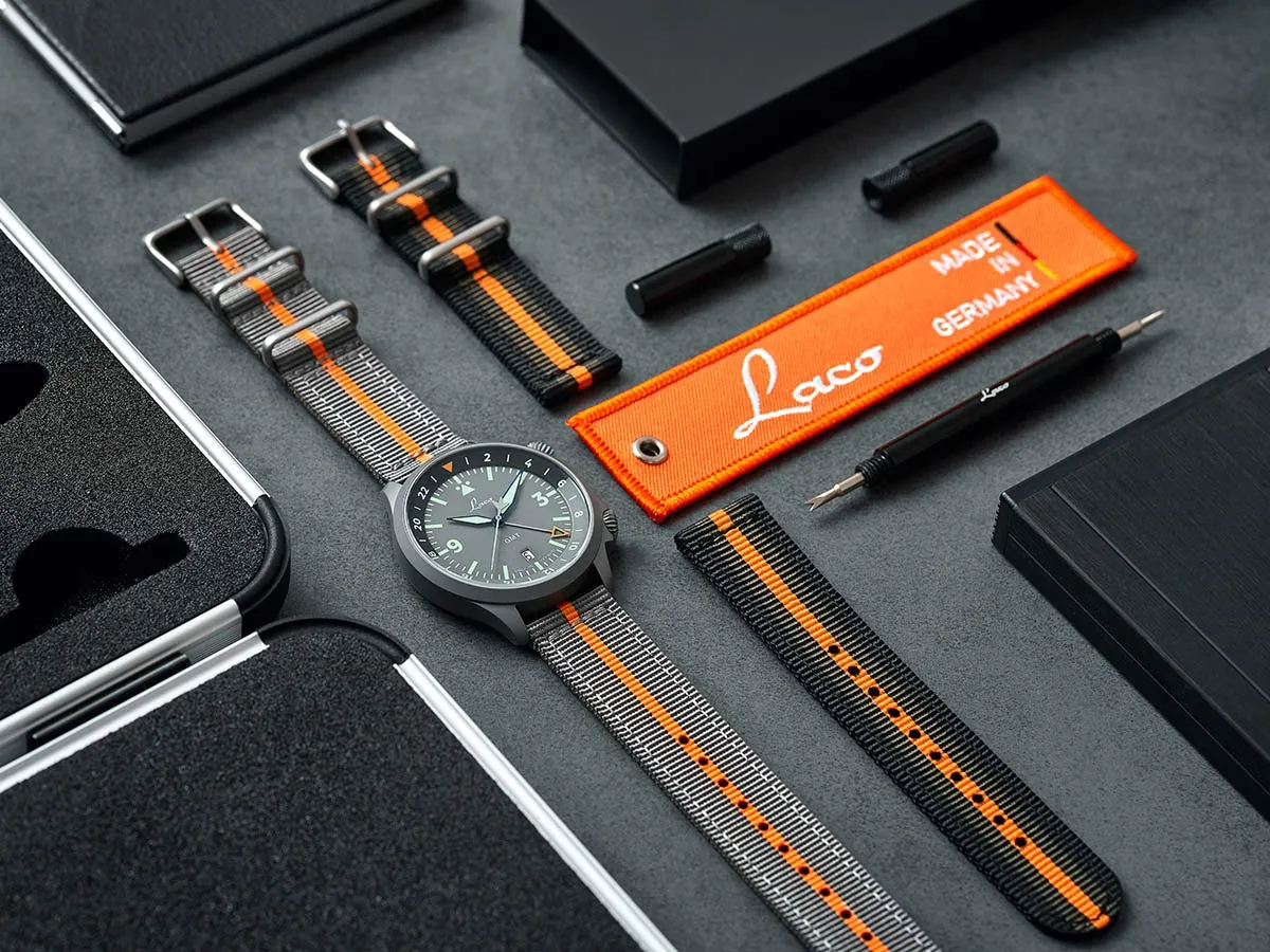 LAC Watch Pilot Frankfurt GMT Grau