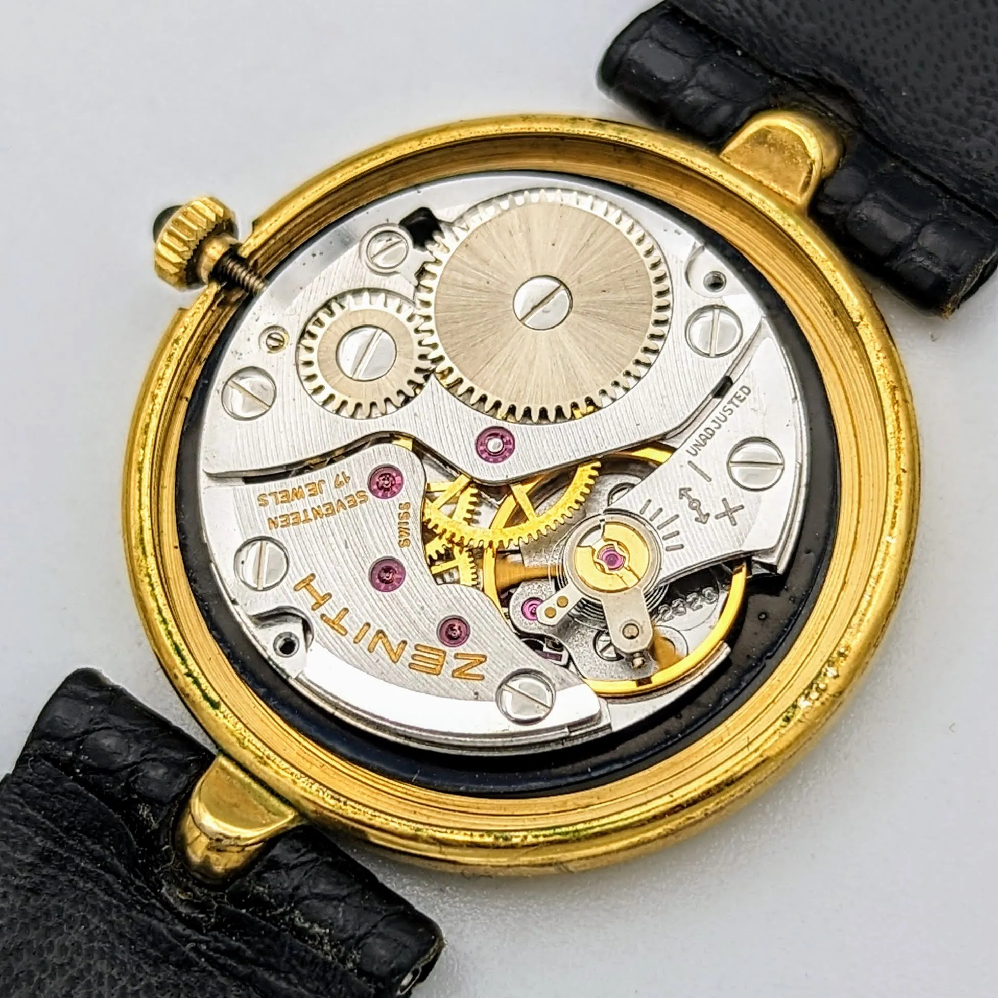 MOVADO – ZENITH Watch 17 Jewels Cal. Zenith 2320 Swiss Made Vintage Wristwatch