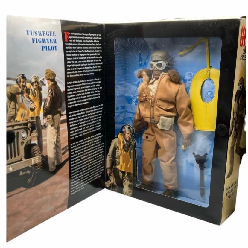 NIB *G.I. Joe Classic Collection Tuskegee Fighter Pilot 12" Action Figure Kenner 1996