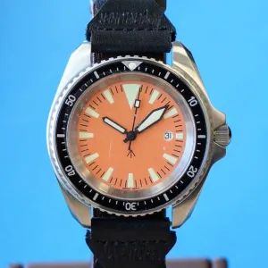 NOS! British Military Style Diver Watch Date Indicator Quartz Wristwatch Orange Dial 42mm
