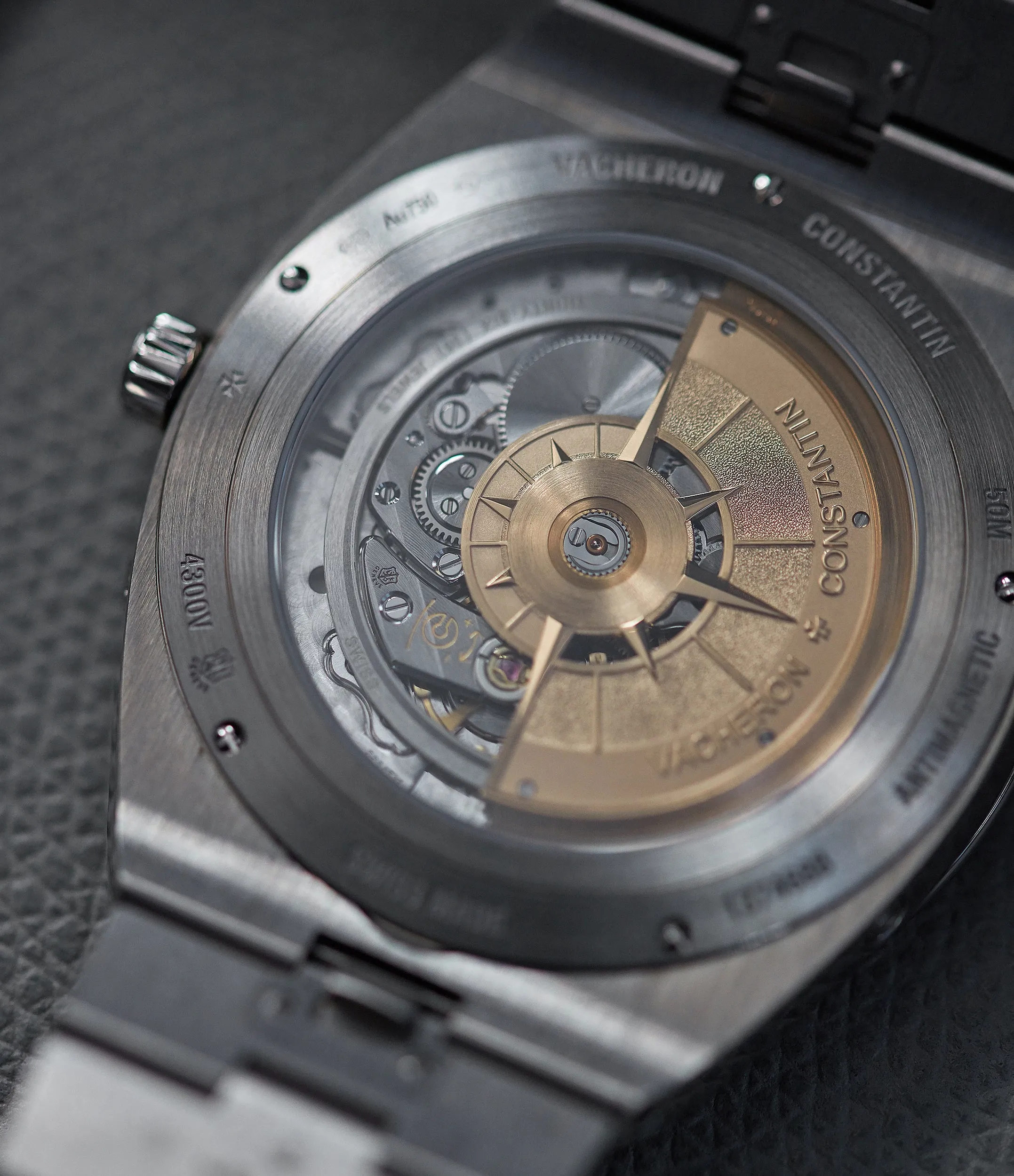 Overseas Perpetual Calendar | Ultra Thin | White Gold