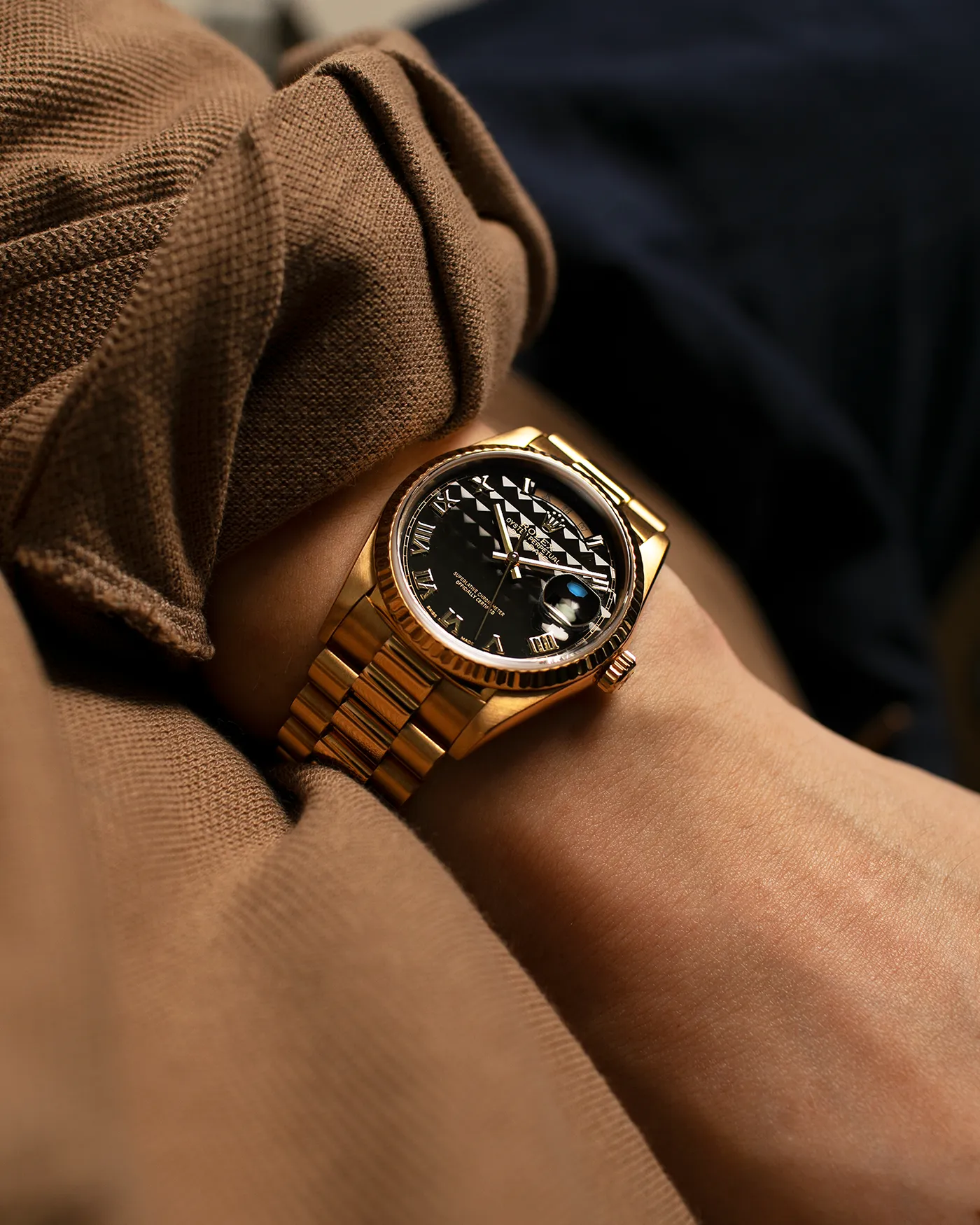 Rolex Day-Date 18238 Black Pyramid Dial Chinese Date