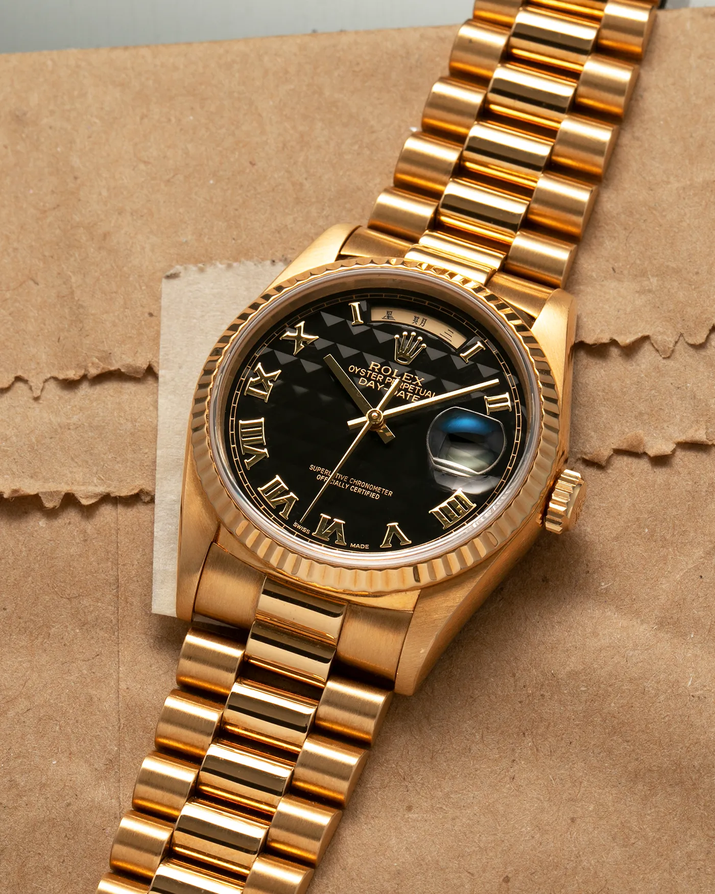 Rolex Day-Date 18238 Black Pyramid Dial Chinese Date