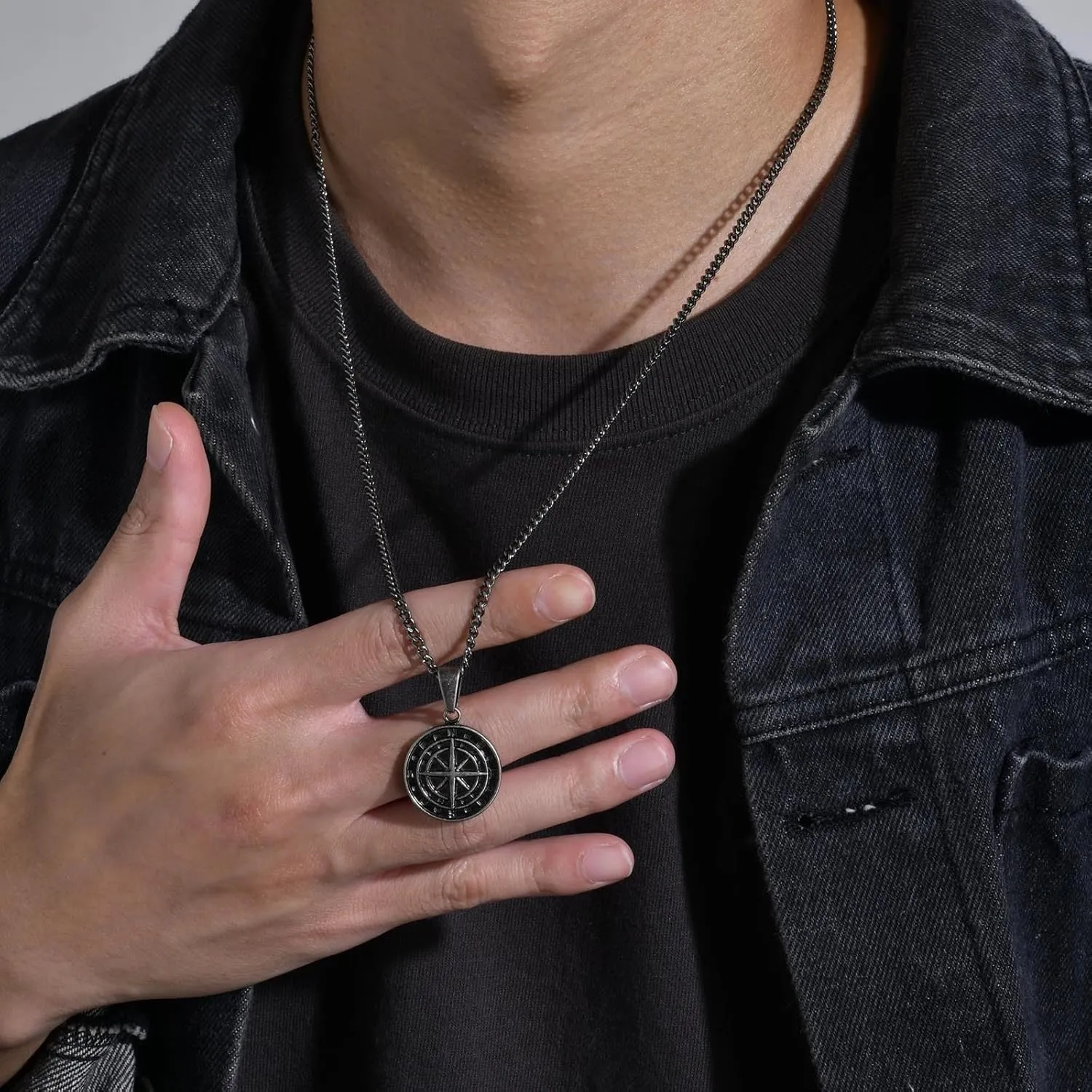 To My Son Compass Pendant Necklace Gift, Personalized Engraved Compass, Milestone Necklace for Son, Men's Pendant, Important Commemorative Day, Graduation, Birthday Gift