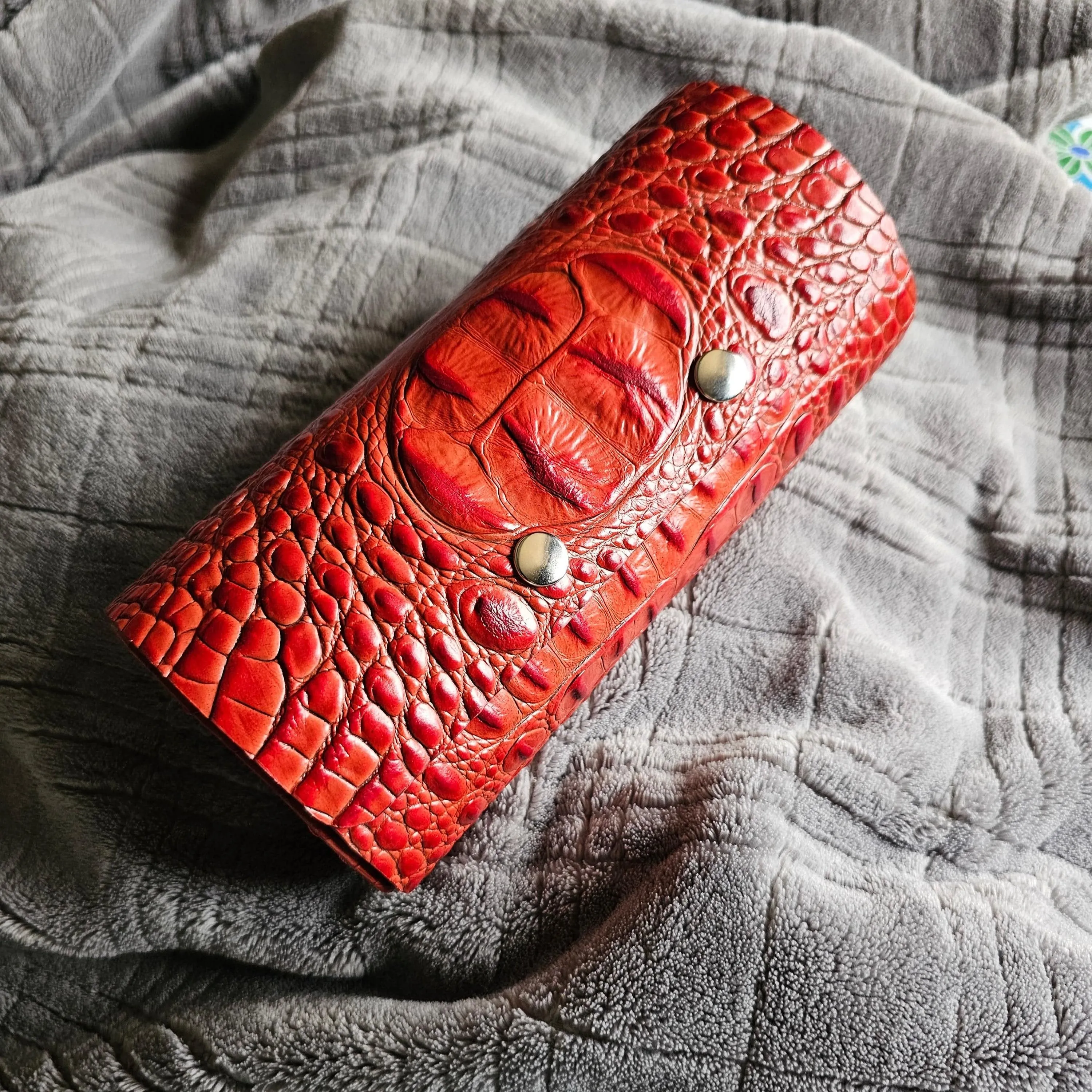Travel watch case