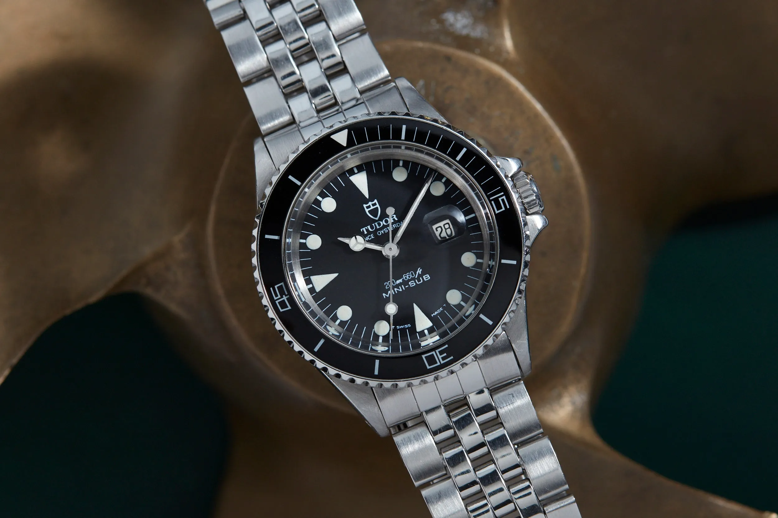 Tudor Mini-Sub