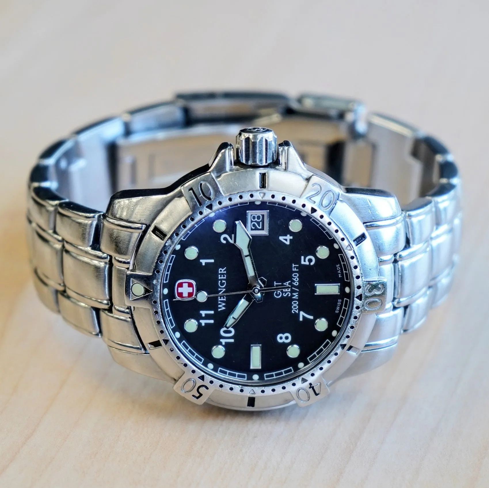 WENGER GST SEA Diver Watch 200M / 660FT Date ALL S.S. Quartz Wristwatch - 259.0419 - Ref. 78529
